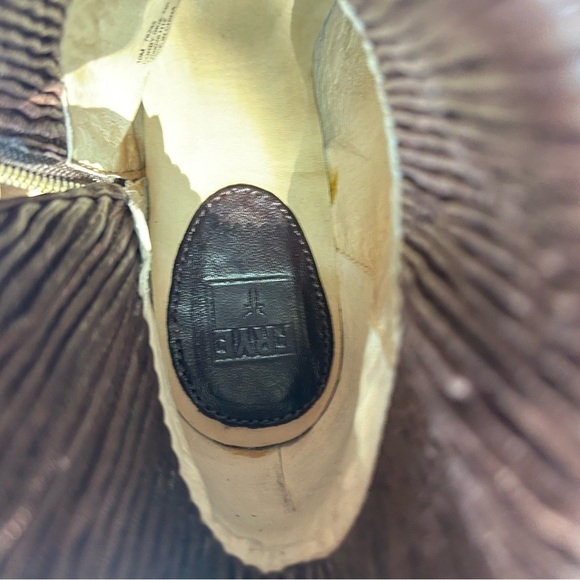 Frye 'Corby' Side Zip Ruched Brown Leather Wedge Ankle Boot Size 10 M - Picture 11 of 11